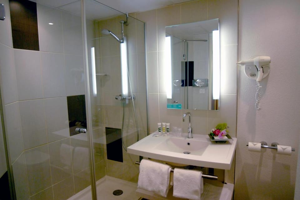 Mercure Abbeville Centre - Porte de La Baie de Somme Hotel in Hauts-de-France