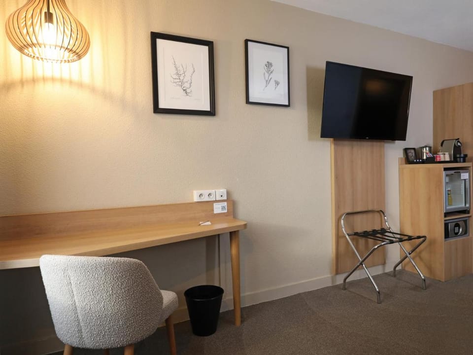 Mercure Abbeville Centre - Porte de La Baie de Somme Hotel in Hauts-de-France