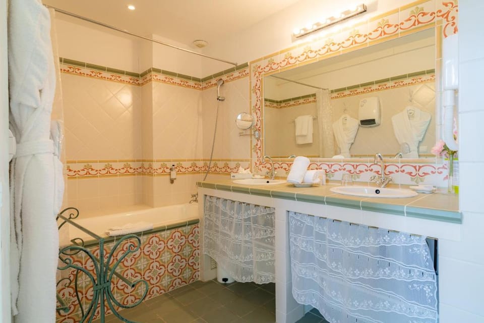 Hotel l'Orangeraie Hotel in La Croix-Valmer