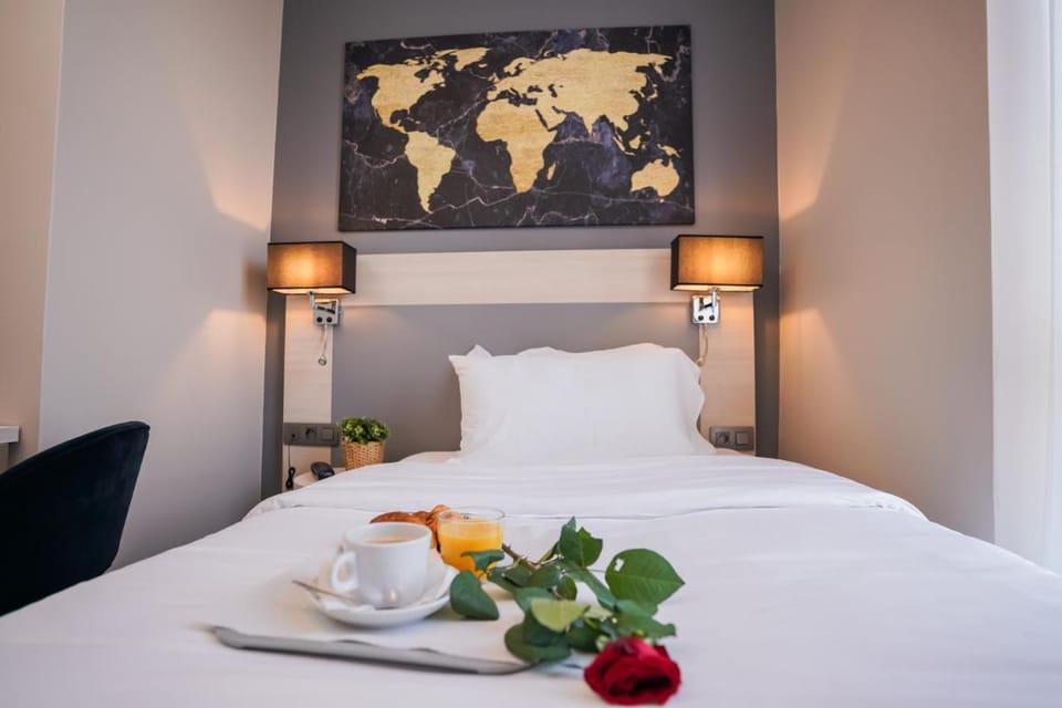 Univers Hotel Hotel in Nice