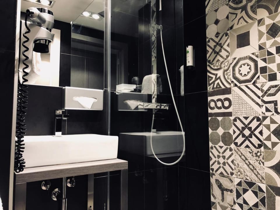 Best Western Empire Elysees Hotel in Paris