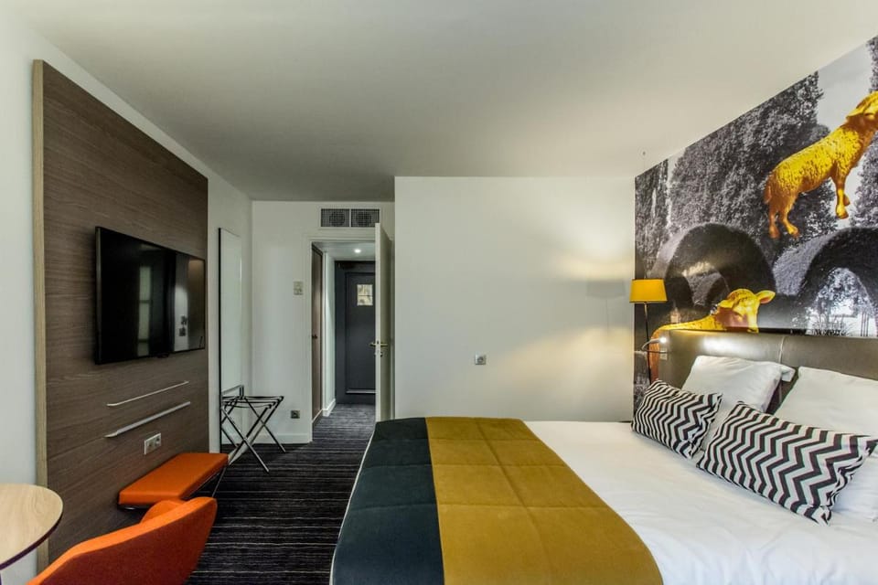 Hotel de Bourbon Mercure Bourges Hotel in Bourges