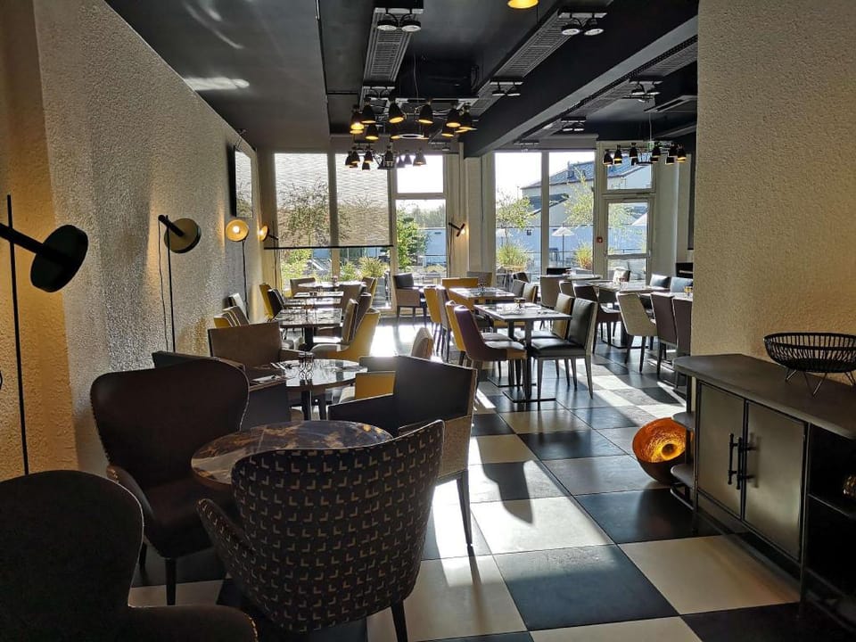 Golden Tulip Roissy Saint Witz Hotel in Île-de-France