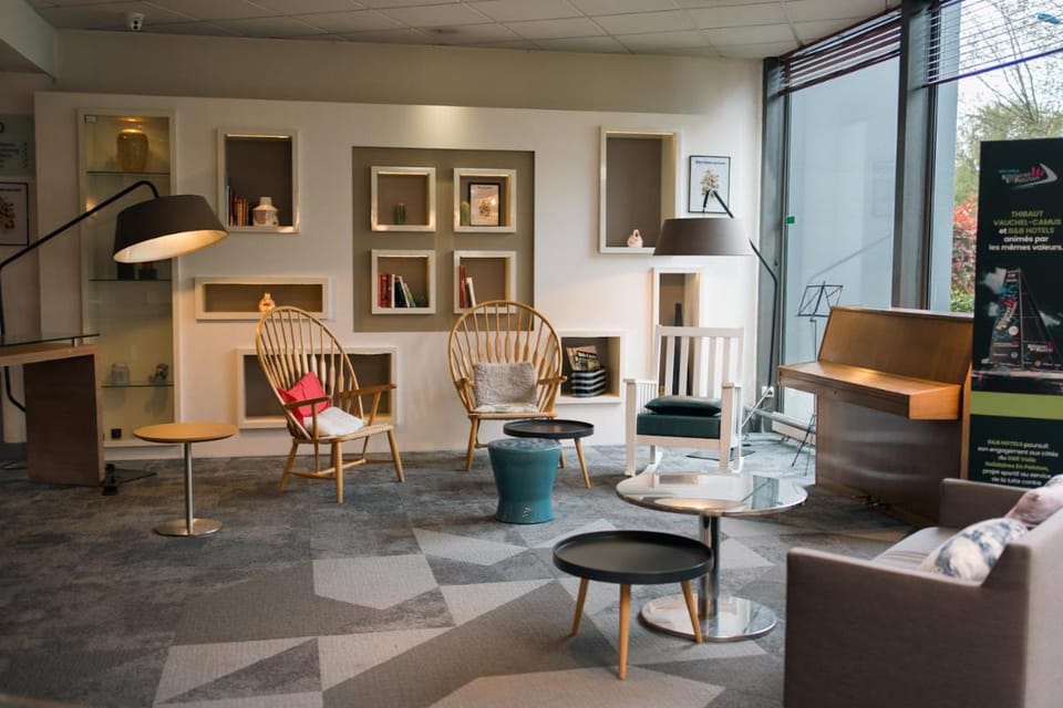B&B HOTEL Cergy Port 4 étoiles Hotel in Cergy