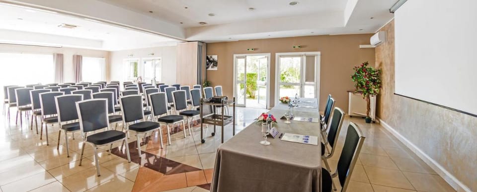 Hôtel Ariane Hotel in Provence-Alpes-Côte d'Azur