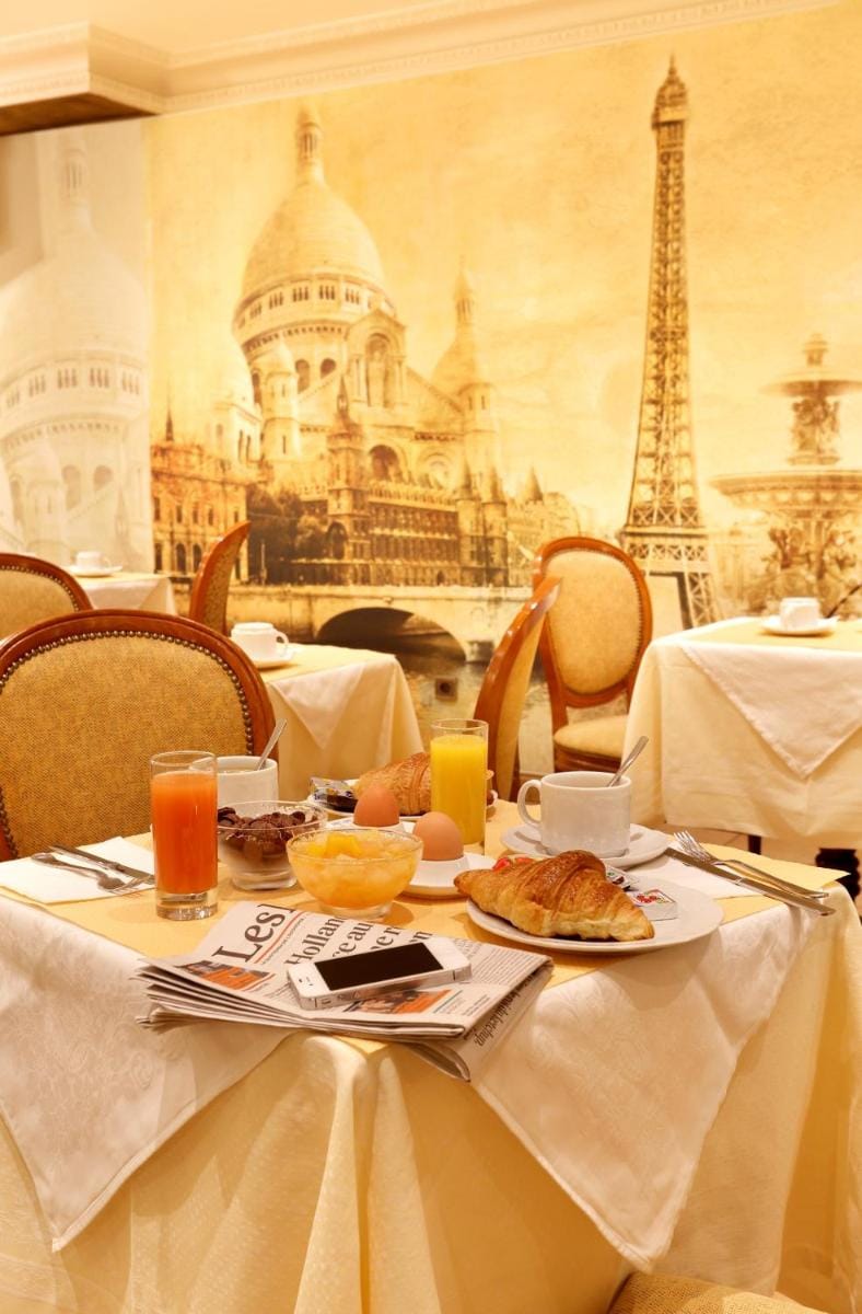 Hotel Paix Republique Hotel in Paris