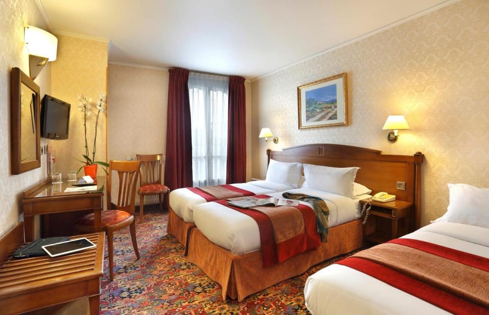 Hotel Paix Republique Hotel in Paris