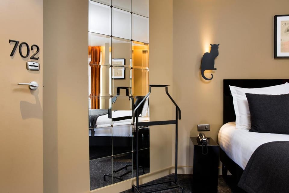 Chat Noir Design Hotel Hotel in Paris