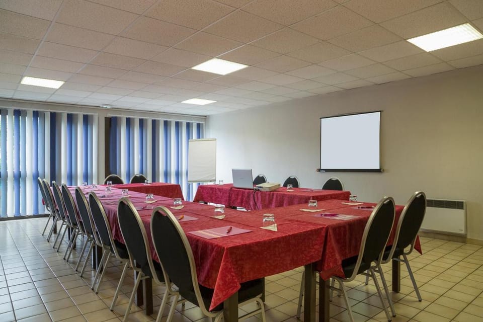 The Originals City, HÃ´tel Amys, Tarbes Sud Hotel in Occitanie