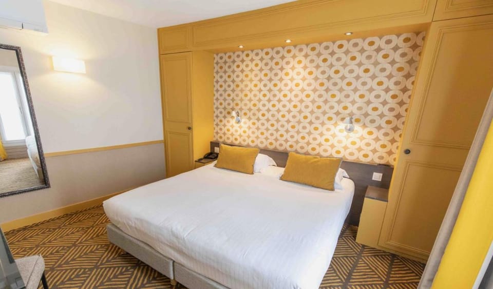 Passy Eiffel Hotel in Paris