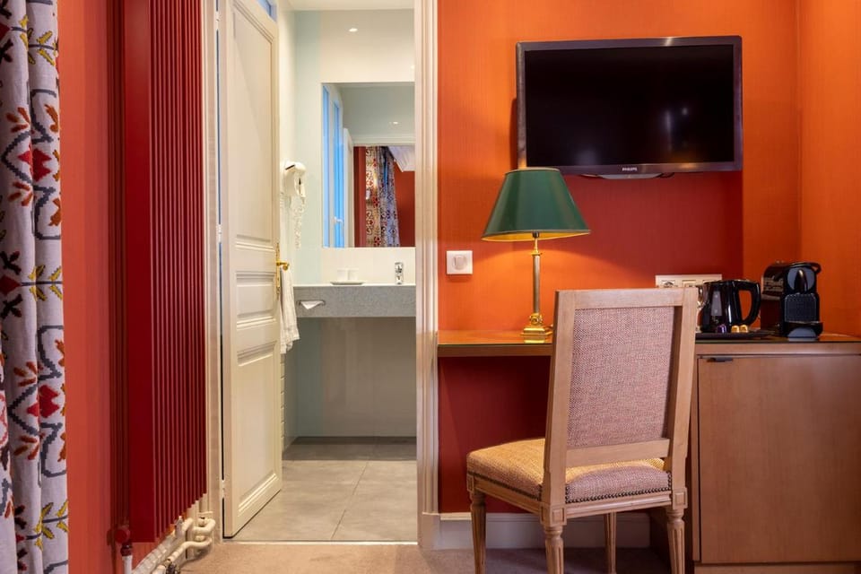 Le Littre Hotel in Paris