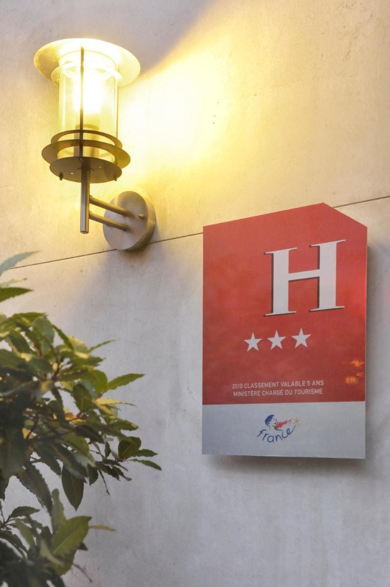 Carladez Cambronne Hotel in Paris