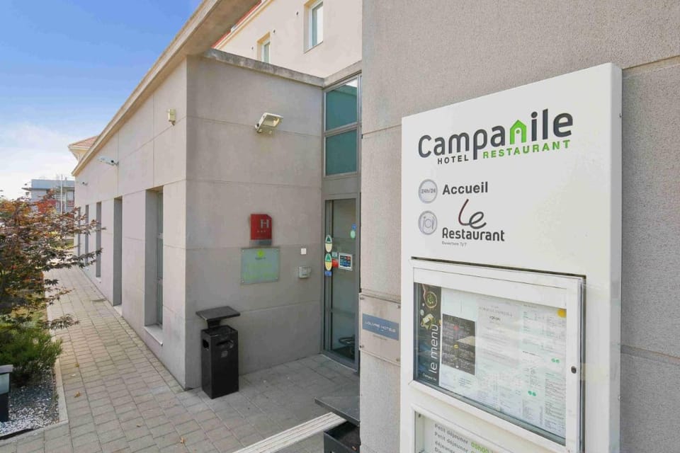 Campanile Roissy Le Mesnil Amelot Hotel in Île-de-France