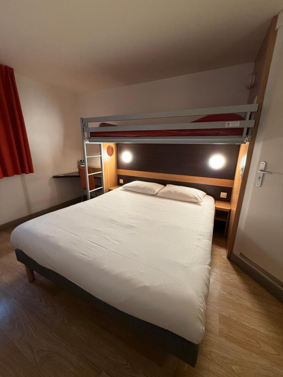 B&B HOTEL Lisieux Parc des Expositions Hotel in Lisieux