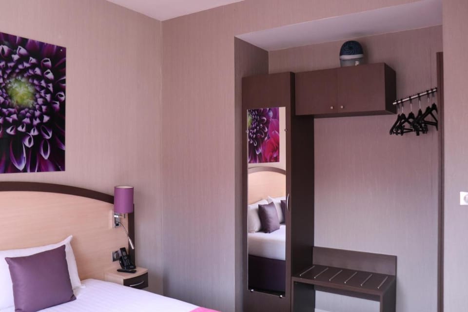 The Originals City - Hôtel Saint-Martial, Limoges Centre Hotel in Limoges