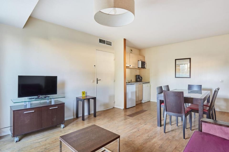 Odalys City Antibes Olympe Apartment hotel in Antibes