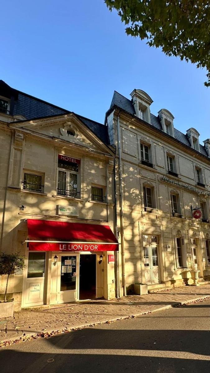 The Originals City, Hotel Le Lion d'Or, Chinon (Inter-Hotel) Hotel in Centre-Val de Loire