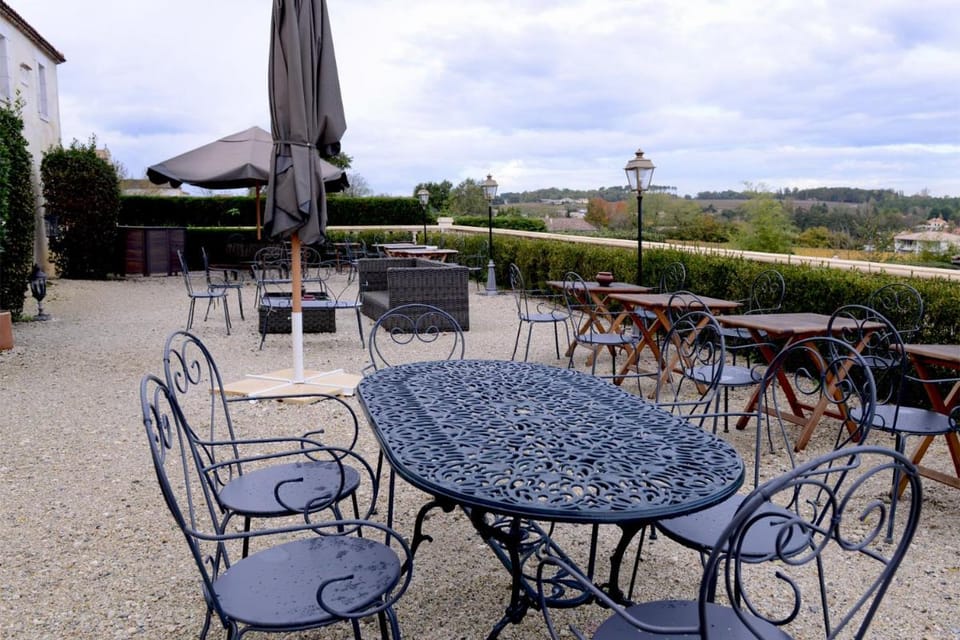 Chateau De Lantic Hotel in Nouvelle-Aquitaine
