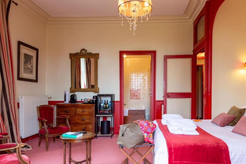 Château Hôtel Du Colombier Hotel in St-Malo