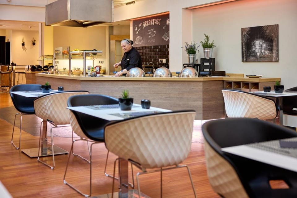 Mercure Hotel Dusseldorf City Center Hotel in Neuss