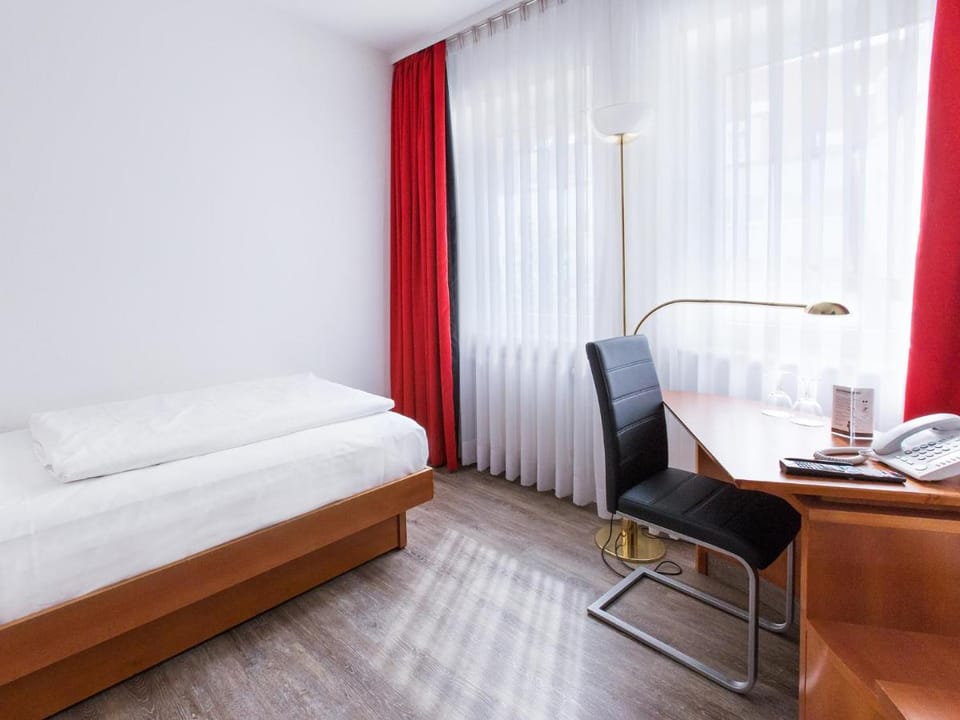 DORMERO HOTEL DRESDEN AIRPORT Hotel in Dresden