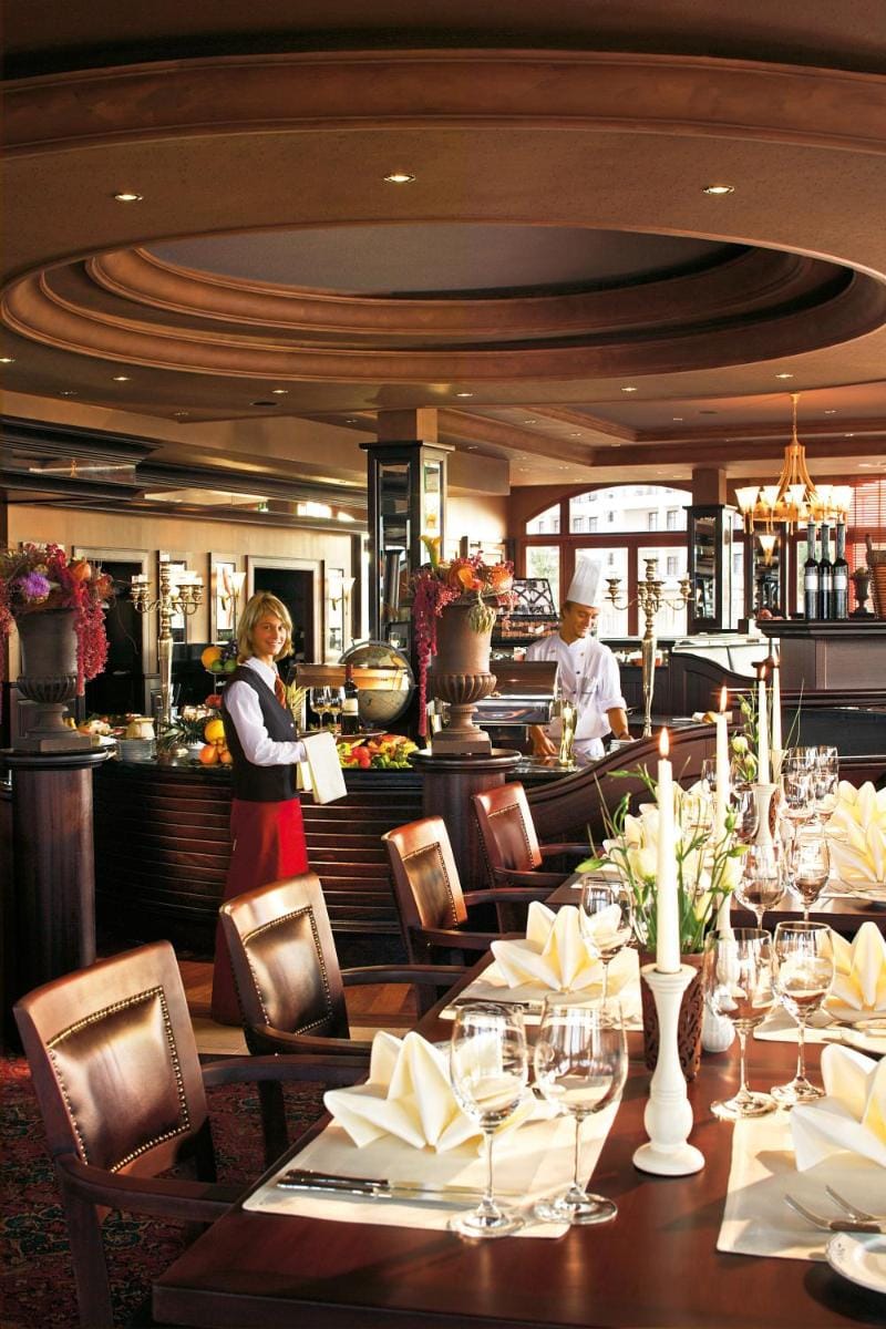 Yachthafenresidenz Hohe Düne Hotel in Mecklenburg-Vorpommern, Germany