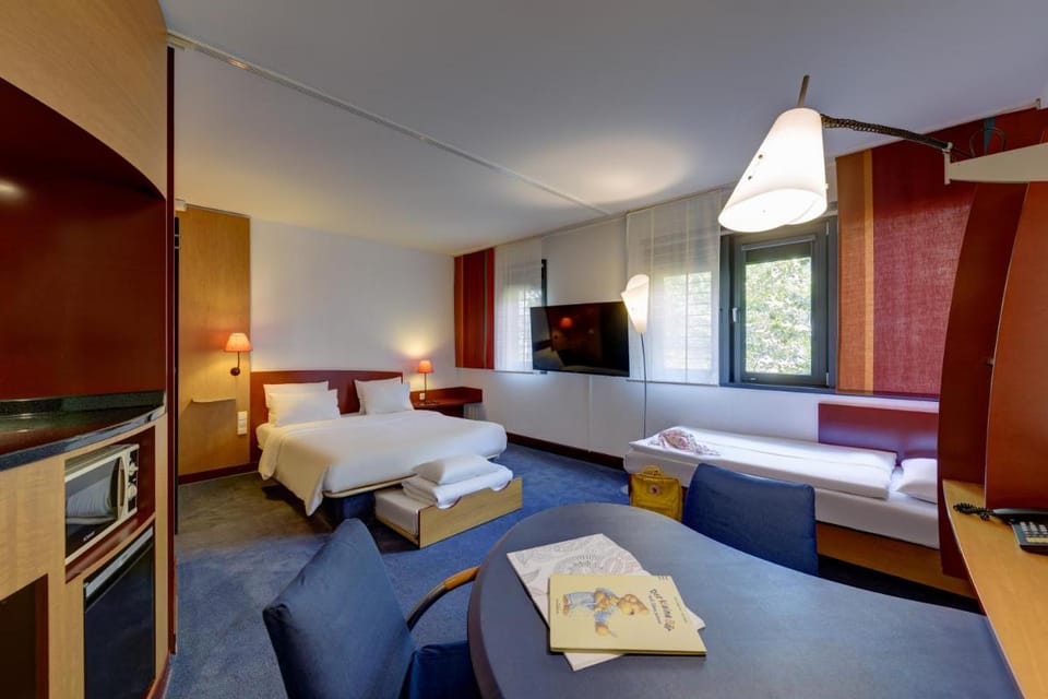 Suite Novotel Muenchen Parkstadt Schwabing Hotel in Munich
