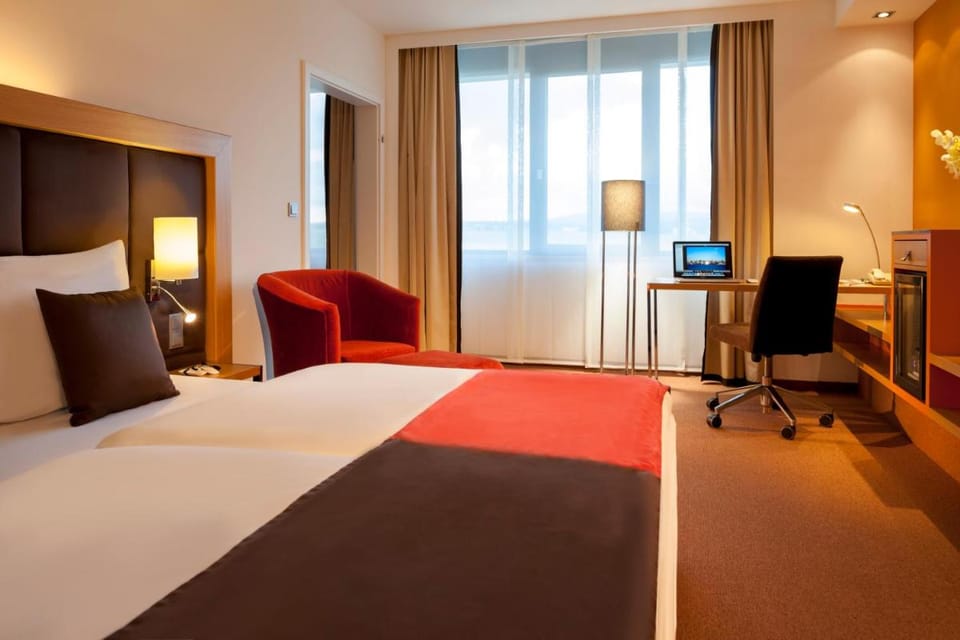 Dorint Main Taunus Zentrum Frankfurt Sulzbach Hotel in Frankfurt