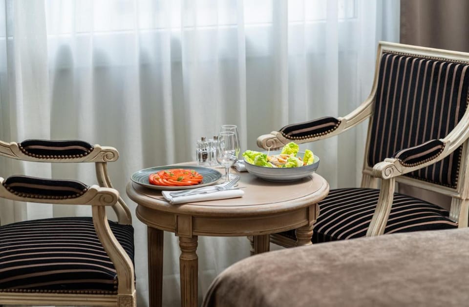 Royal Manotel Hotel in Geneva