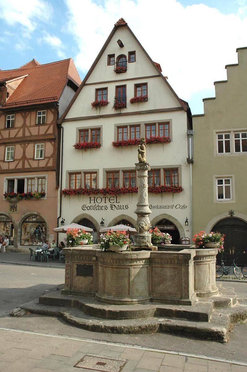 Historik Hotel Gotisches Haus garni Bed and Breakfast in Baden-Württemberg