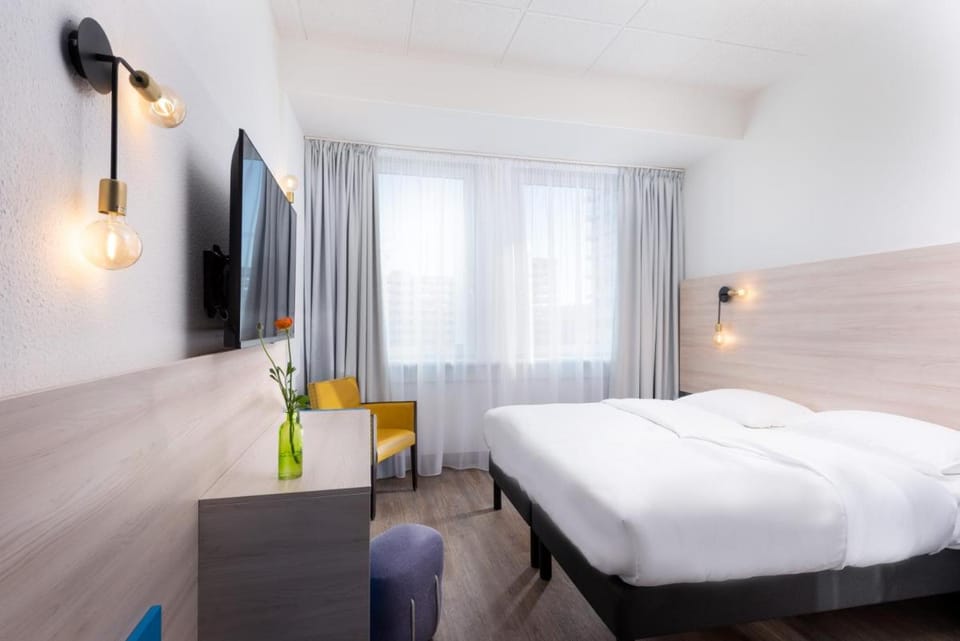 greet Berlin Alexanderplatz Hotel in Berlin