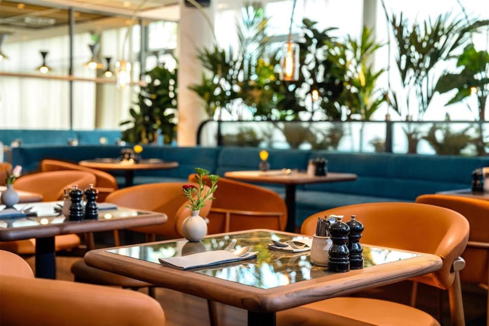 Radisson Blu Media Harbour Hotel, Düsseldorf Hotel in Neuss