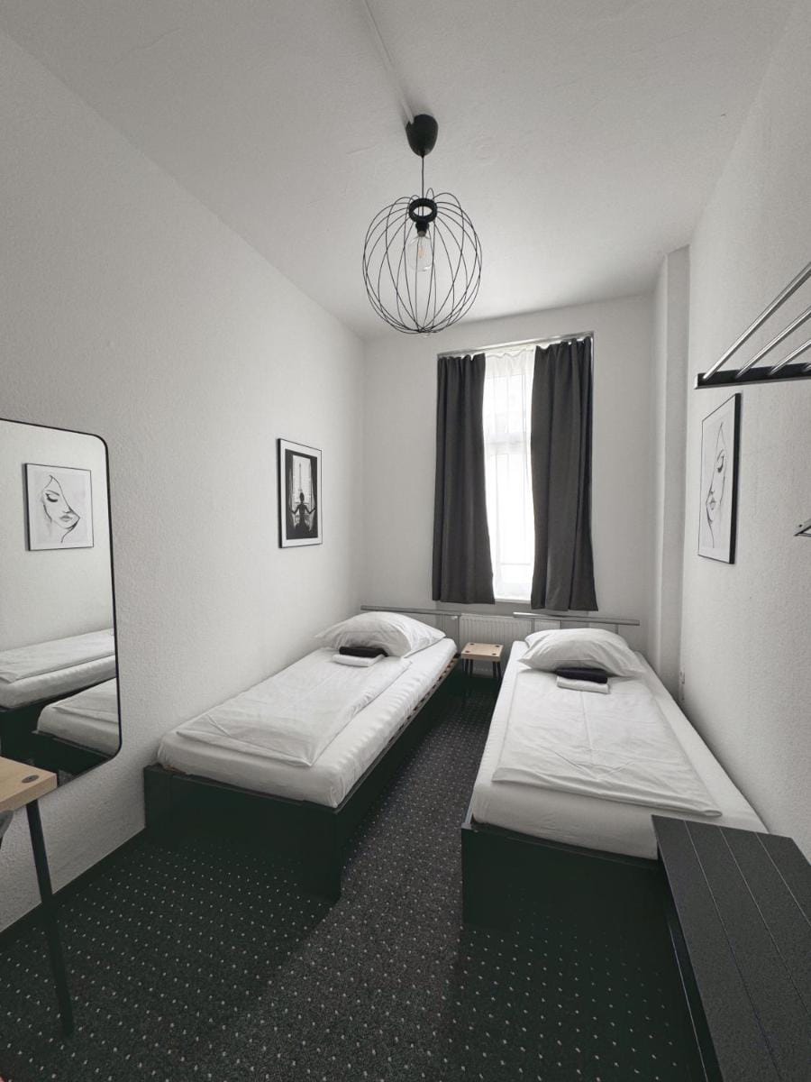 Hotel AVAlex Bed and Breakfast in Berlin