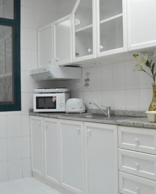 Al Maha Regency Hotel Suites - Managed by Aoudi Consultants Apartment hotel in Al Sharjah