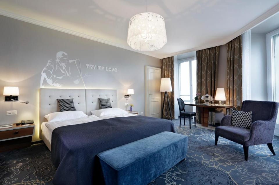 Hotel Schweizerhof Luzern Hotel in Lucerne