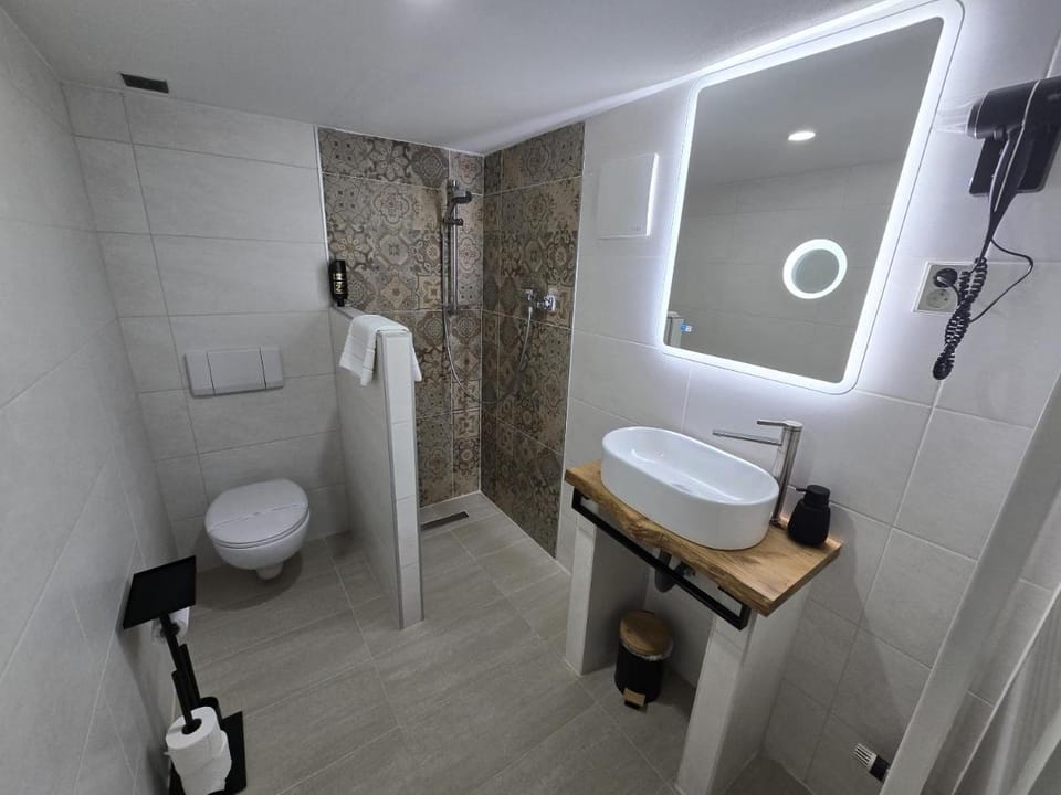 Hotel Zur Goldenen Sonne Bed and Breakfast in Quedlinburg