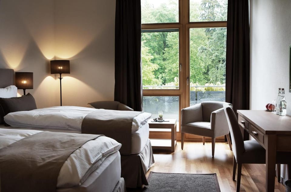 Schloss Hunigen Hotel in Canton of Bern (Region)