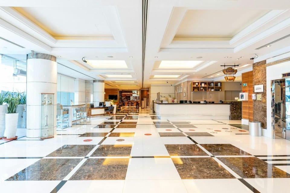 Four Points by Sheraton Dur Dubai Hotel in Dubai