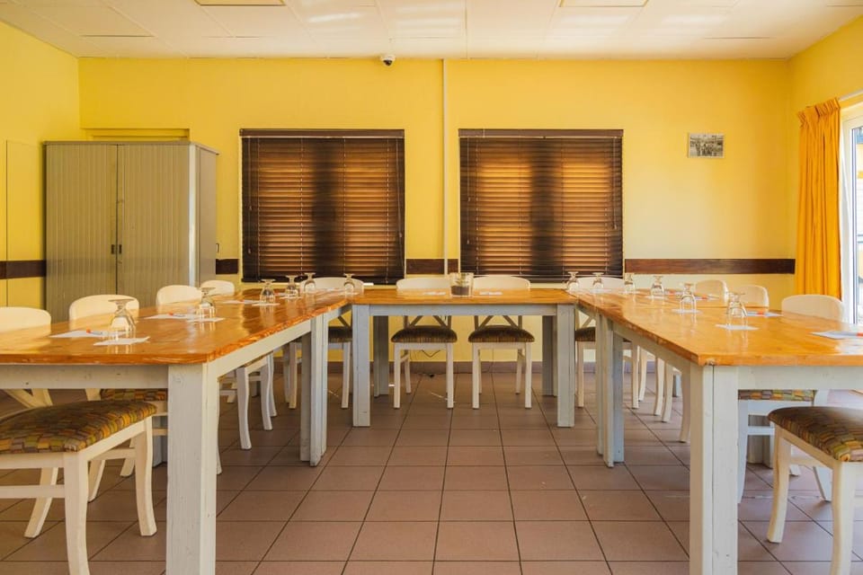 MVC Eagle Beach Hotel in Noord