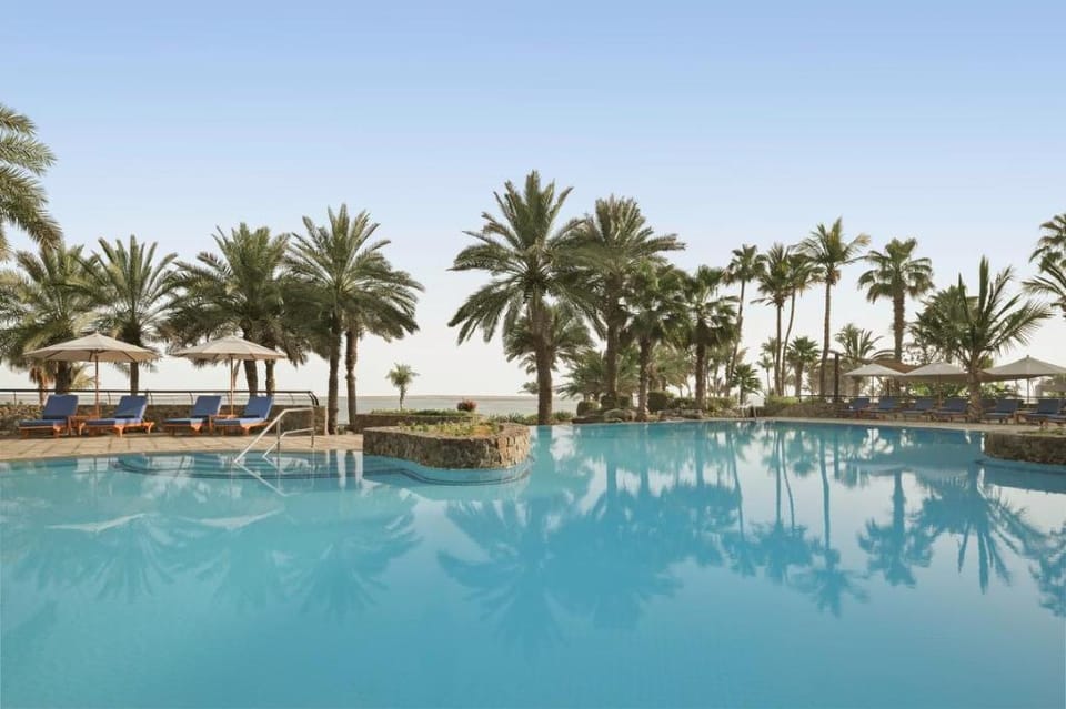 JA Beach Hotel Resort in Dubai