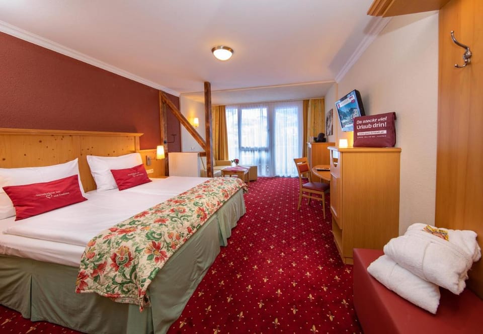 VÖTTER'S HOTEL in Kaprun am Kitzsteinhorn - Skibus direkt Hotel in Piesendorf