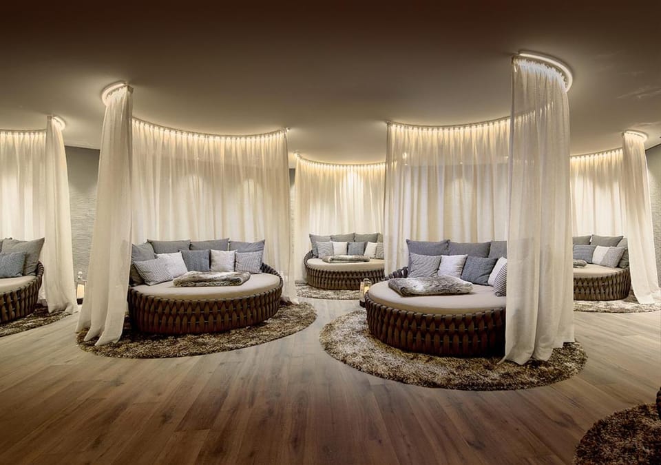 Krumers Alpin - Your Mountain Oasis Hotel in Seefeld