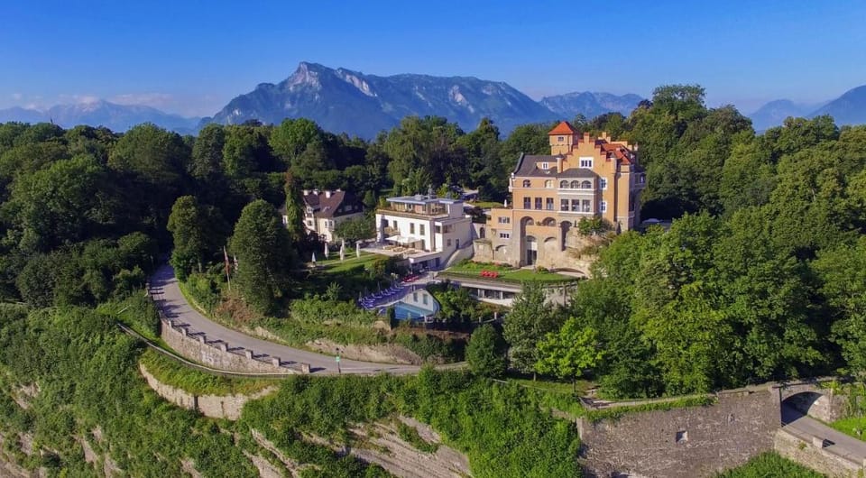 Hotel Schloss Mönchstein Hotel in Salzburg