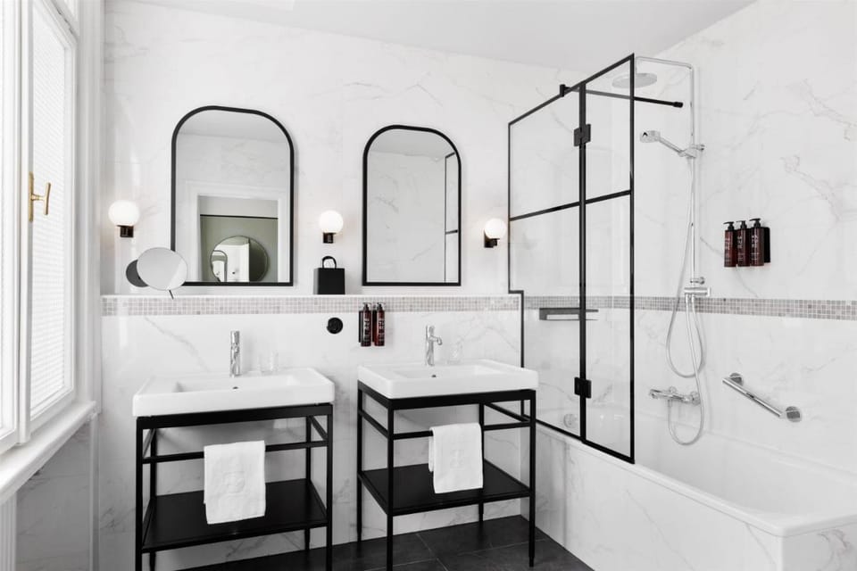 Hotel Astoria Vienna, Curio Collection by Hilton Hotel in Vienna