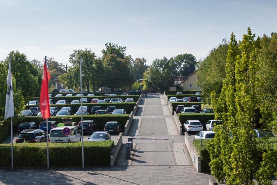 rugs Hotel am Schlosspark Lichtenwalde Hotel in Chemnitz