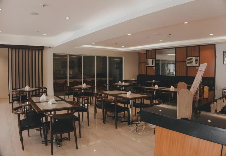 NS Royal Hotel Hotel in Lapu-Lapu City