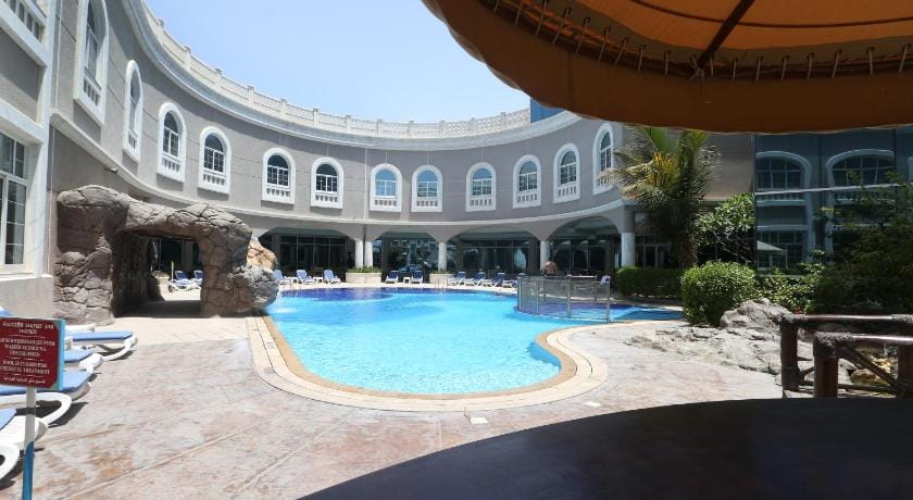 Sharjah Premiere Hotel & Resort Hotel in Al Sharjah