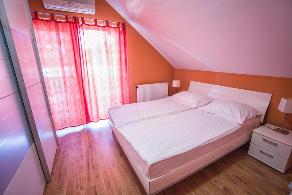 Hotel Viktória Hotel in Hungary