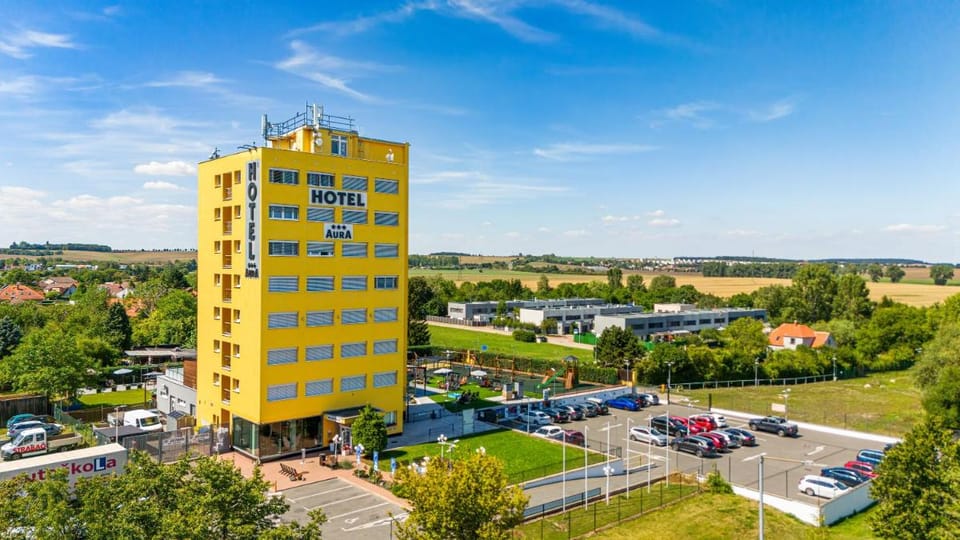 Hotel Aura Design & Garden Pool Hotel in Prague