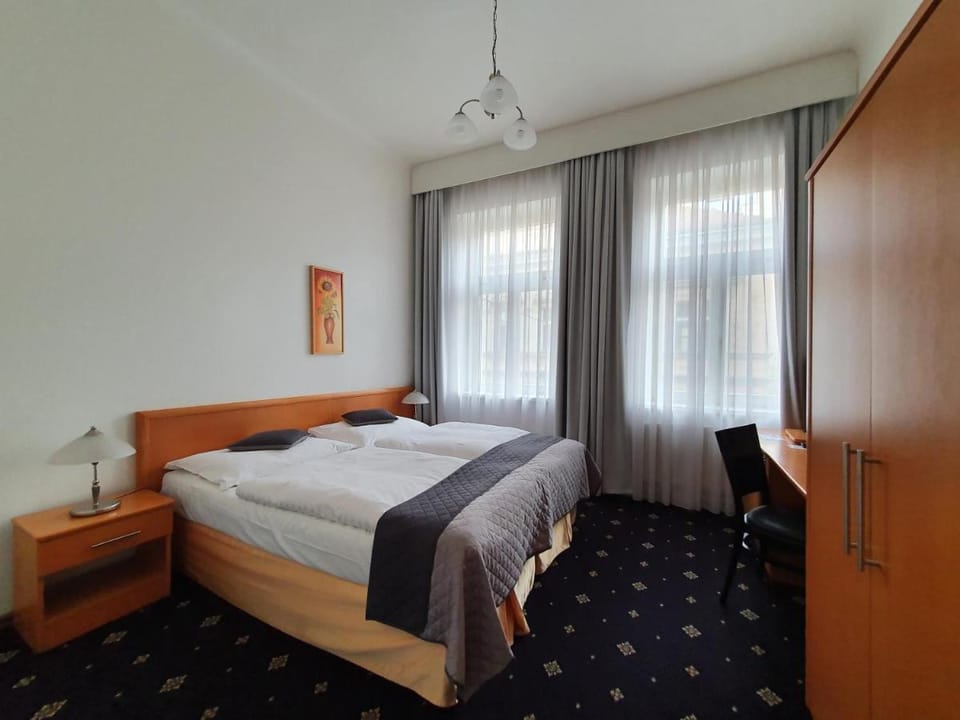 Máchova Hotel in Prague
